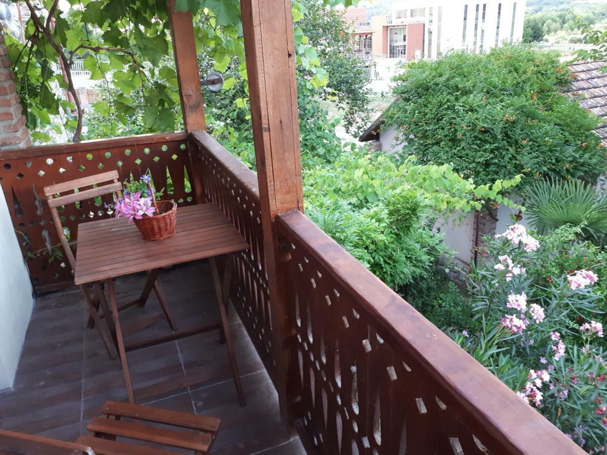 Old House Apartment With Garden Area Mtsʼkhetʼa Dış mekan fotoğraf